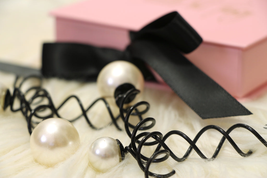 Black Spiral Hair Pin in White Pearl - Set of 4 (2 small, 2 large)